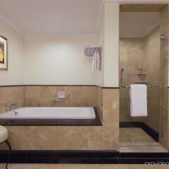 Sheraton Hanoi Hotel Ханой ванная