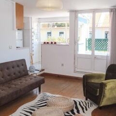 Апартаменты Quiet and Sunny central Lisbon apartment комната для гостей фото 3