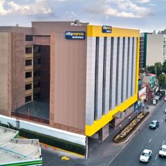 Отель City Express Tlalpan Мексика, Мехико - отзывы, цены и фото номеров - забронировать отель City Express Tlalpan онлайн бассейн