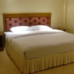 Апартаменты Sunwest Apartment Пхукет комната для гостей фото 2