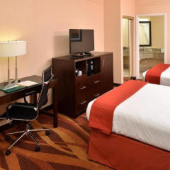 Quality Inn & Suites in Jacksonville, United States of America from 75$, photos, reviews - zenhotels.com room amenities