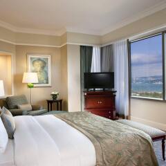Отель The Ritz-Carlton, Istanbul комната для гостей фото 4
