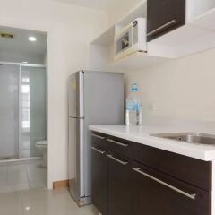 Апартаменты Comfy King Studio Бангкок в номере фото 2