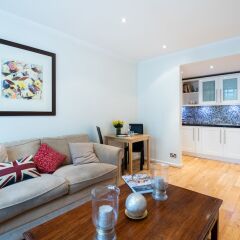 Отель Delightful Kensington Home close to Hyde Park Лондон комната для гостей фото 5