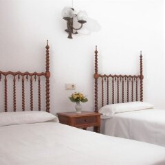 Отель Hostal Cas Bombu комната для гостей фото 3