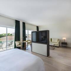 Отель Hilton Park Nicosia удобства в номере