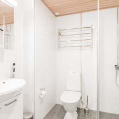 Апартаменты Local Nordic Apartments - Snowy Owl Ювяскюля ванная