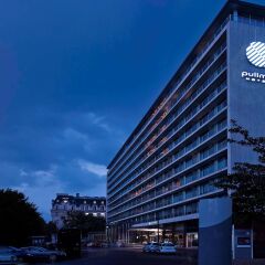 Отель Pullman Paris Tour Eiffel вид на фасад фото 2