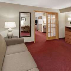 Отель AmericInn by Wyndham Iowa Falls комната для гостей фото 4