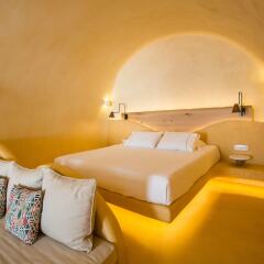 Отель Chic Hotel Santorini Греция, Остров Санторини - отзывы, цены и фото номеров - забронировать отель Chic Hotel Santorini онлайн комната для гостей фото 3