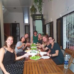 Cloudy Homestay And Hostel Хойан питание