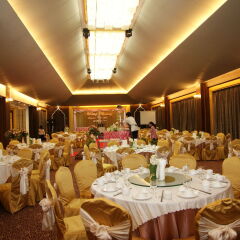 Aiyara Grand Hotel