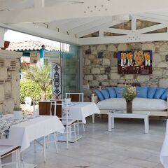 Alacati Onoda Hotel Чешме гостиничный бар