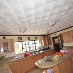 Отель Dukes Hideaway, Silver Sands 6BR в номере