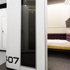 Гостиница Sleepbox сейф в номере
