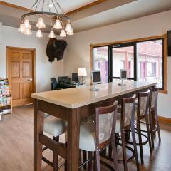 Отель Best Western Buffalo Ridge Inn