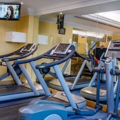 Grand Excelsior Hotel Deira фитнесс-зал фото 4