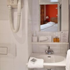 Отель Tonic Hotel Du Louvre Франция, Париж - - забронировать отель Tonic Hotel Du Louvre, цены и фото номеров ванная