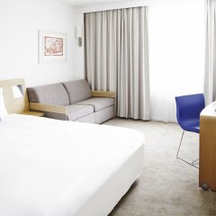 Отель Novotel Toulouse Purpan Aéroport Франция, Тулуза - отзывы, цены и фото номеров - забронировать отель Novotel Toulouse Purpan Aéroport онлайн комната для гостей