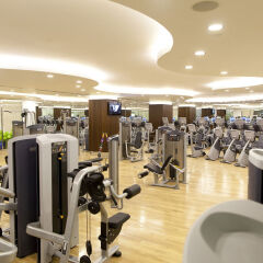 Отель Wyndham Grand Istanbul Kalamis Marina фитнесс-зал фото 4