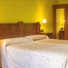 Hotel Valle Del Silencio Понферрада