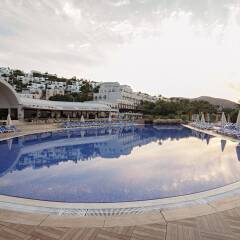 Отель Yasmin Bodrum Resort бассейн фото 2