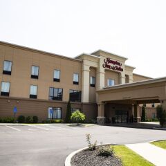 Отель Hampton Inn & Suites Sharon, PA парковка