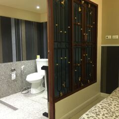 Отель Phuket Airport Suites & Lounge Bar - Club 96 Таиланд, Пхукет - отзывы, цены и фото номеров - забронировать отель Phuket Airport Suites & Lounge Bar - Club 96 онлайн ванная