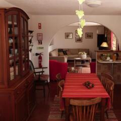 Отель Quatro SÓis Guesthouse Мафра гостиничный бар