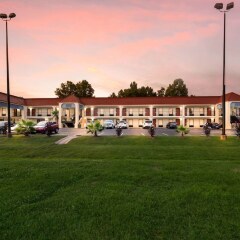 Отель Rodeway Inn Meridian