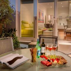 Отель Birches Townhouse питание