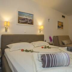 Отель Guesthouse Aleto сейф в номере