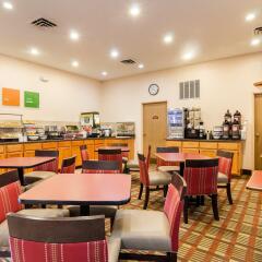 Quality Inn I 70 Near Kansas Speedway In Riverside United States