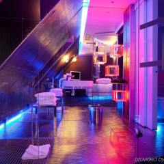 Seven Hotel Paris гостиничный бар