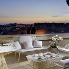 Отель Palazzo Montemartini Rome, A Radisson Collection Hotel Италия, Рим - 2 отзыва об отеле, цены и фото номеров - забронировать отель Palazzo Montemartini Rome, A Radisson Collection Hotel онлайн балкон