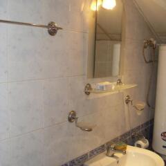 Отель Guest Rooms Kambana Банско ванная фото 2