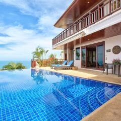 Отель Sandalwood Luxury Villas бассейн фото 3