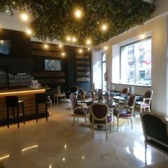 Отель Tryp Madrid Atocha Hotel Испания, Мадрид - 8 отзывов об отеле, цены и фото номеров - забронировать отель Tryp Madrid Atocha Hotel онлайн гостиничный бар