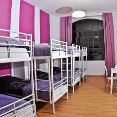 Big City Hostel балкон