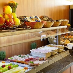 Отель Fresh INN Германия, Унтерхахинг - отзывы, цены и фото номеров - забронировать отель Fresh INN онлайн питание фото 2