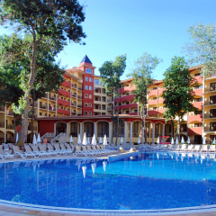 Отель Grifid Hotel Bolero & AquaPark Болгария, Золотые пески - отзывы, цены и фото номеров - забронировать отель Grifid Hotel Bolero & AquaPark онлайн бассейн фото 3
