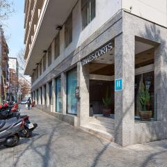 Отель NH Barcelona Les Corts Испания, Барселона - 1 отзыв об отеле, цены и фото номеров - забронировать отель NH Barcelona Les Corts онлайн парковка
