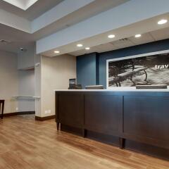 Отель Hampton Inn by Hilton Pawtucket интерьер отеля