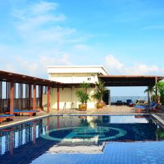 Отель Baywalk Residence Pattaya By Thaiwat бассейн