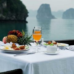 Отель Legend Halong Private Cruise питание фото 2
