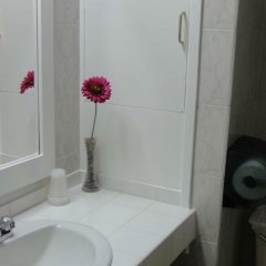 San Marco Hotel & Casino in Willemstad, Curacao from 69$, photos, reviews - zenhotels.com bathroom