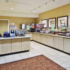 Отель Country Inn & Suites by Radisson, Atlanta Airport North, GA питание