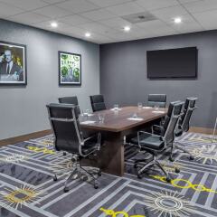Отель Hampton Inn & Suites Los Angeles/Hollywood США, Лос-Анджелес - 8 отзывов об отеле, цены и фото номеров - забронировать отель Hampton Inn & Suites Los Angeles/Hollywood онлайн помещение для мероприятий
