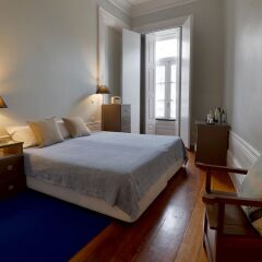 Отель Porta Azul Guest House сейф в номере