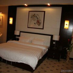 Junyue Hotel комната для гостей фото 5